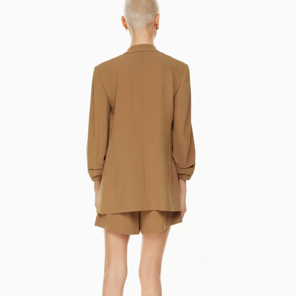 Aritzia Babaton New Power Blazer size 2 (hip) - Picture 3 of 7